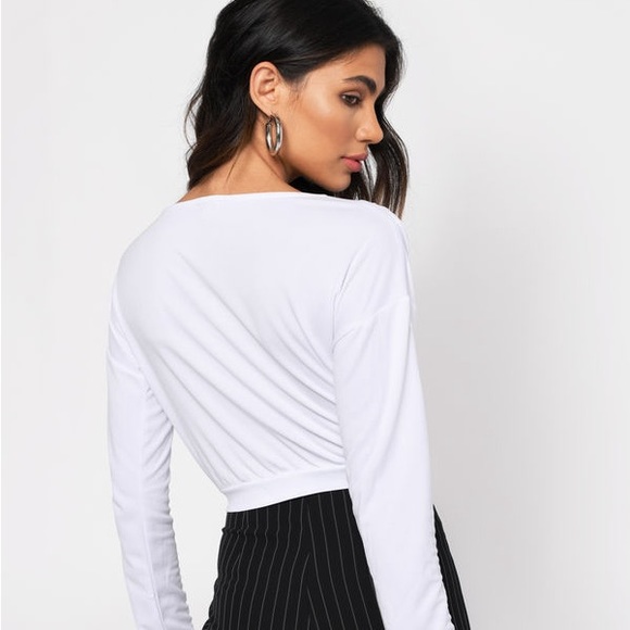 Tobi Plunging Crop Top - Picture 6 of 8